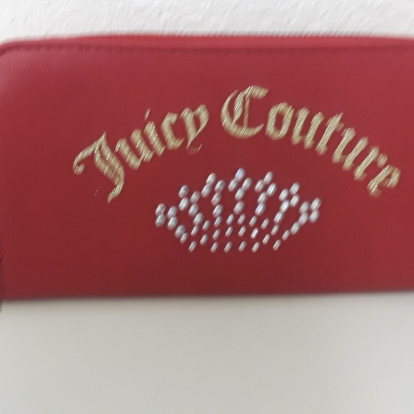 Juicy Couture - Picture 1 of 3